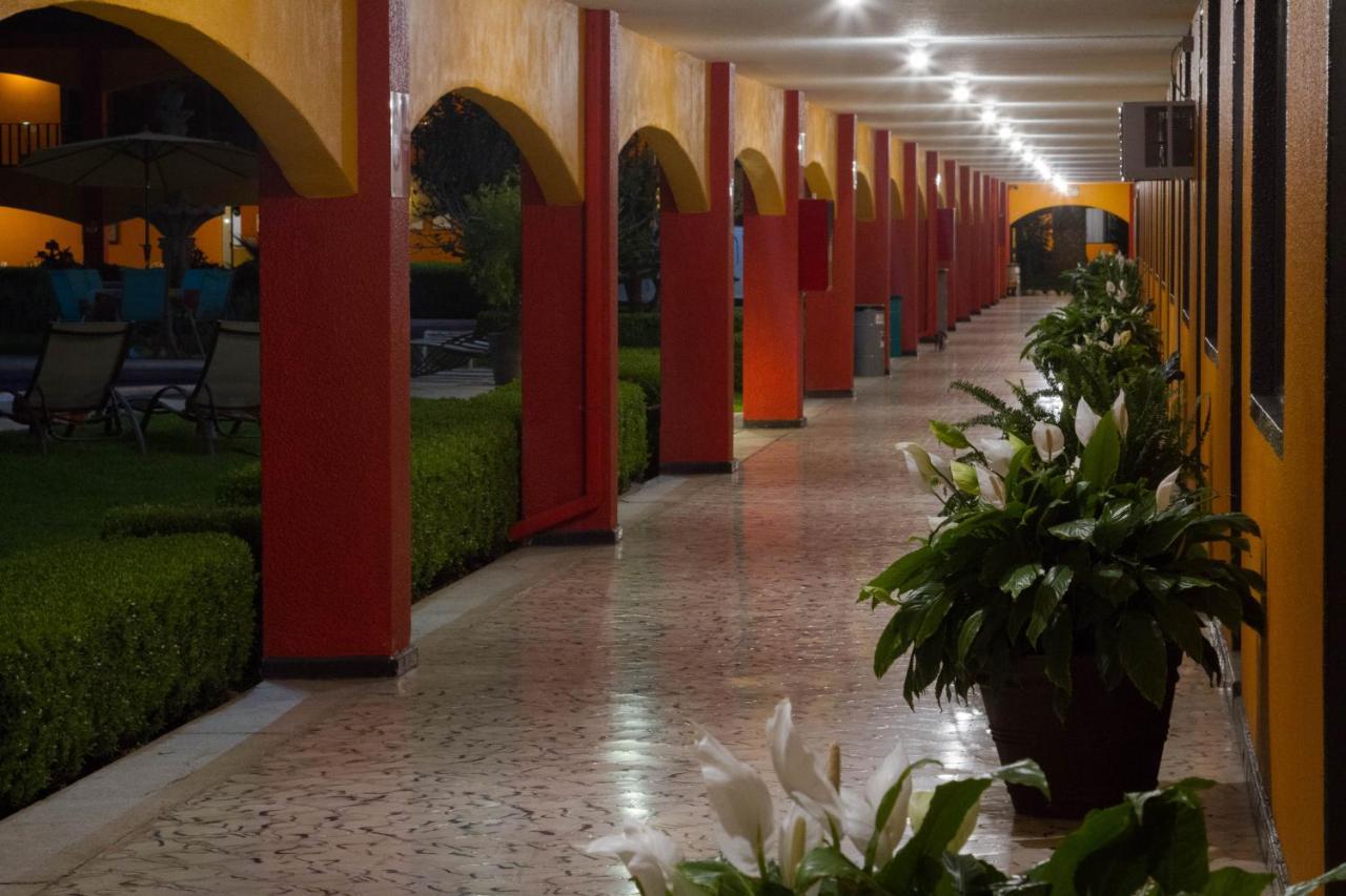 La Gloria De Calvillo Hotel Exterior photo
