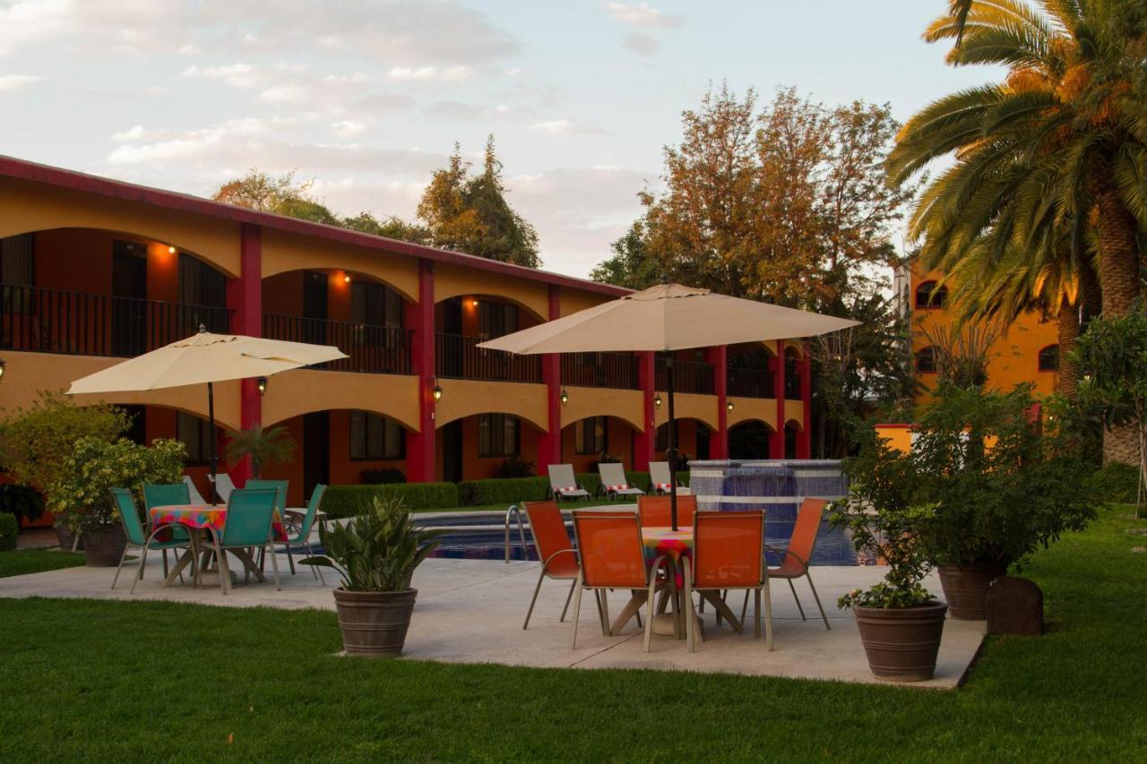 La Gloria De Calvillo Hotel Exterior photo